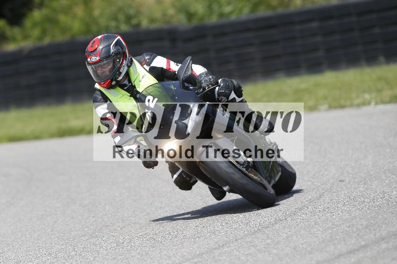 /Archiv-2025/27 12.06.2025 Ducati Schweiz Trackday Warmup  ADR/gelb-jeaune/42